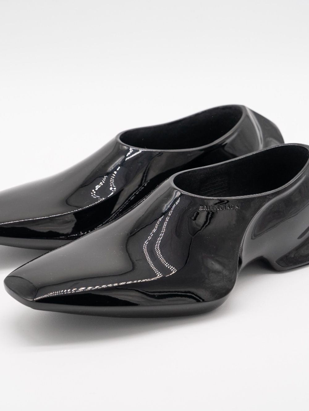 Balenciaga Space Shoe Shiny Black Men's size 40eu 7 US